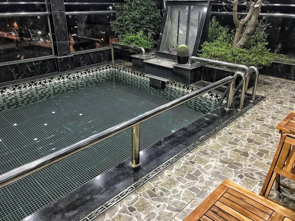 Nice Hotel Hanoi Exterior photo